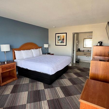 Regency Inn Chickasha Exterior photo